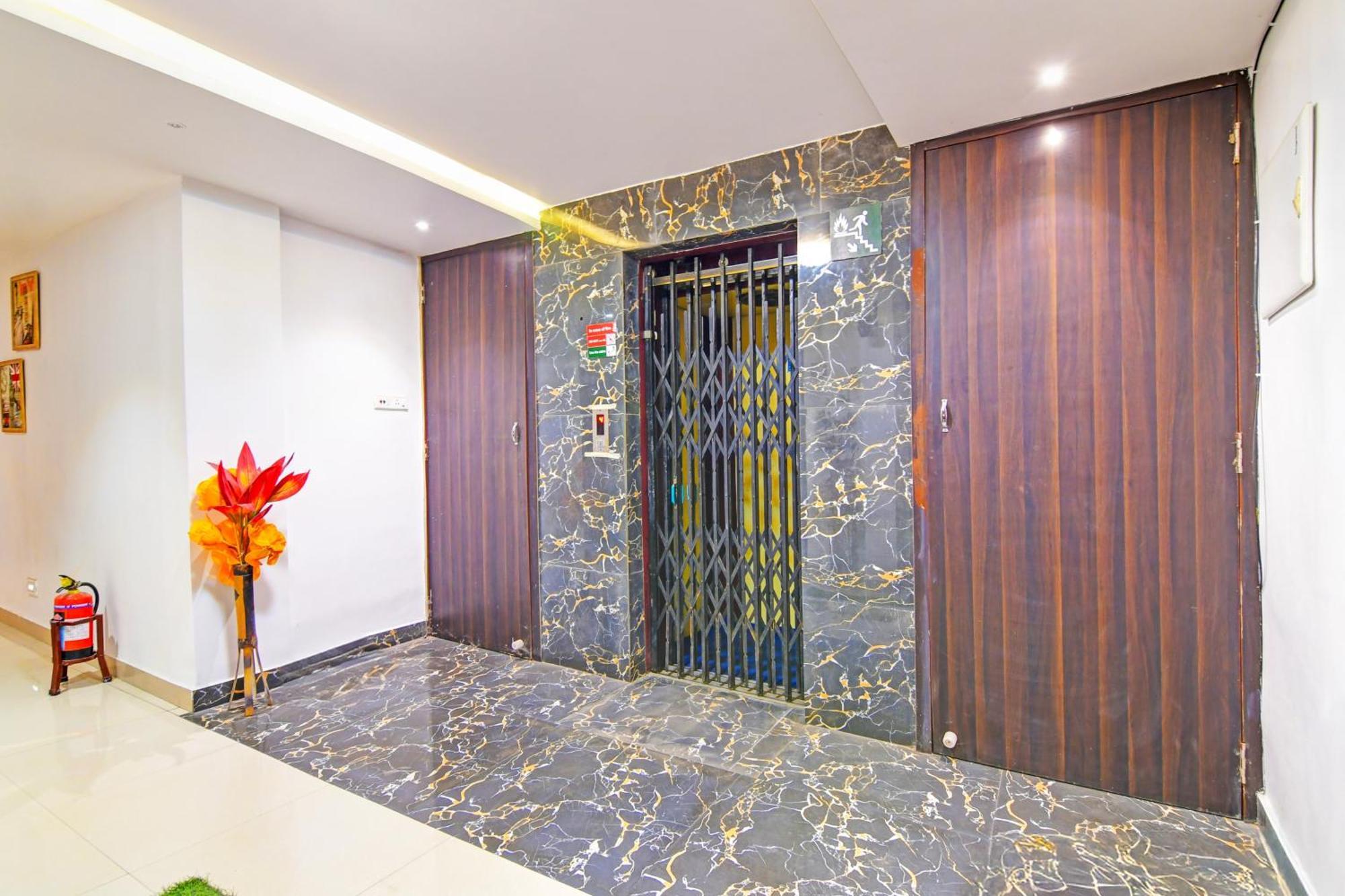 Super Hotel O Baguiati Nagarbazar Exterior photo